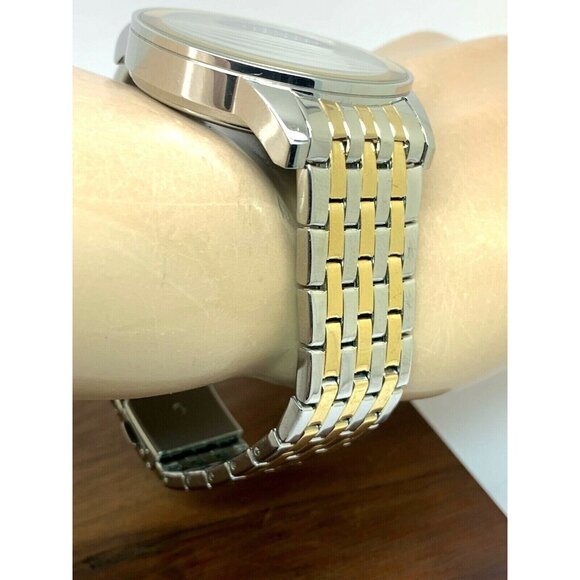 Timex Men's Watch TW2T50500 Quartz Gray Dial Two Tone Stainless Steel 41mm - Picture 11 of 13